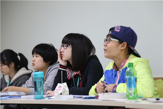 平和英语村学员