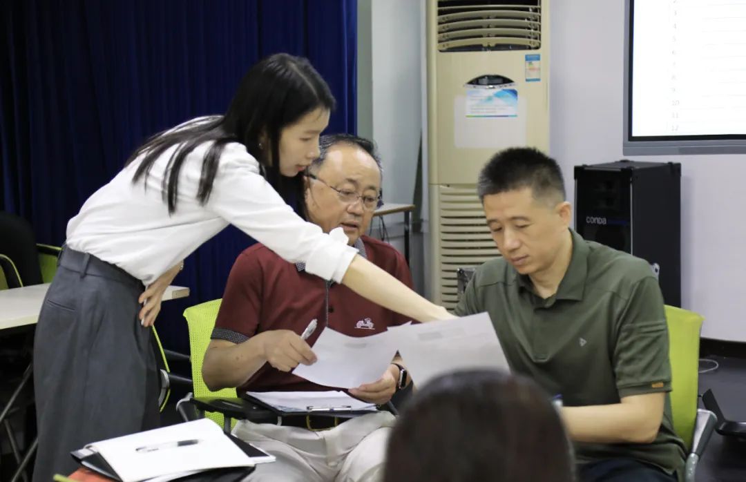 平和英语初级学员