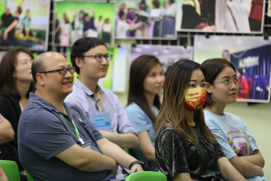 成人英语开学典礼