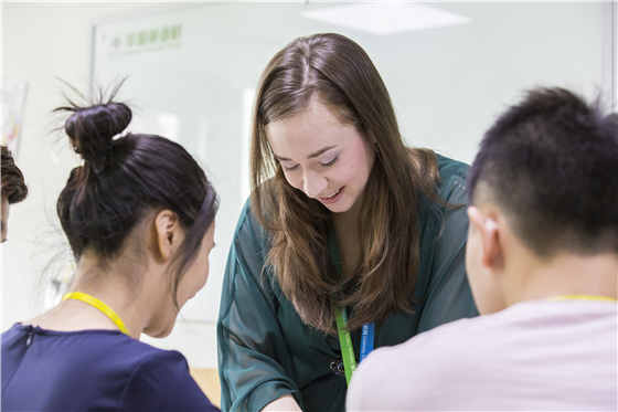 平和英语村外教