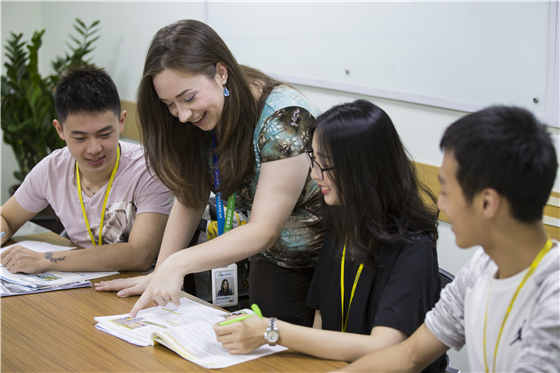 平和英语的外教课堂